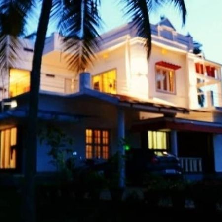 The Big Pineapple Estate Villa Udupi Extérieur photo